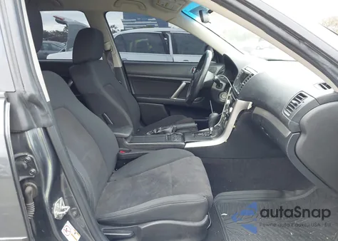 2009 Subaru Outback 2.5I z USA, uszkodzony, nr VIN 4S4BP61C697342729